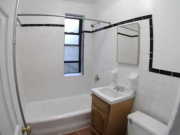 5th image of 2301 Creston Ave #1A-2