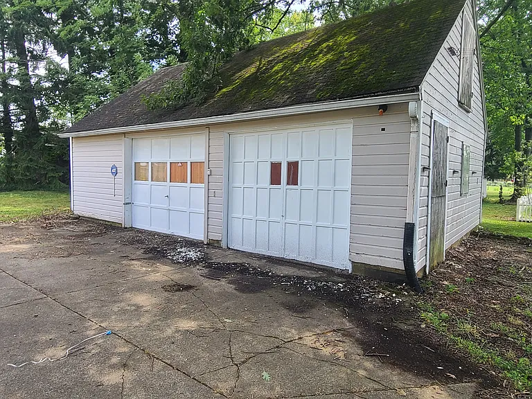 297 Maylawn Ave — Photo 18