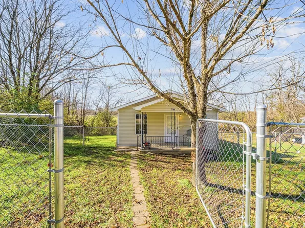 516 Old Mail Rd, Crossville, TN 38555