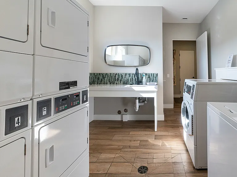 Laundry Facilities 2