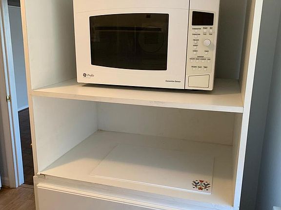 4th image of 900 N Taylor St APT 1205