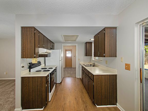 2nd image of 10161 Moultree Ct