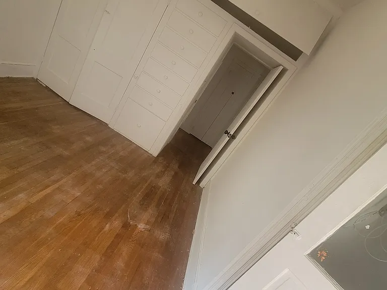 2318 N Market St #1 — Photo 5