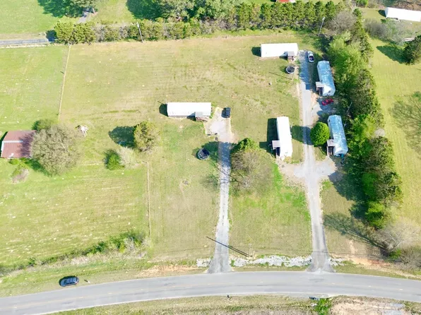 821 Dunn Rd E, Crandall, GA 30711