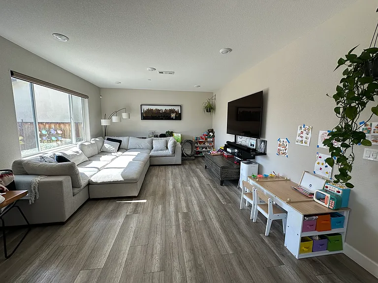 5319 Bennett Valley Ln — Photo 3