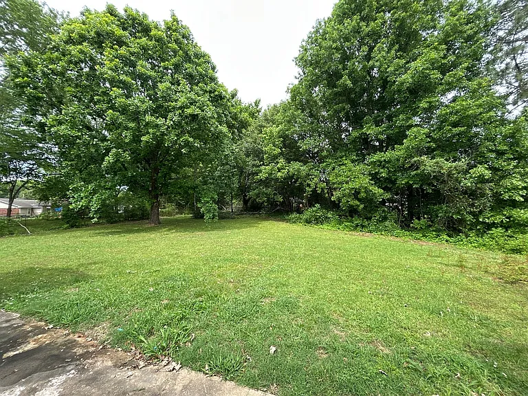 20 Lanway Cv #B — Photo 8