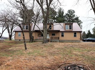 8669 Unionville Rd, Brookport, IL 62910