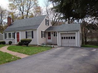 1 Perham St, Bedford, MA 01730