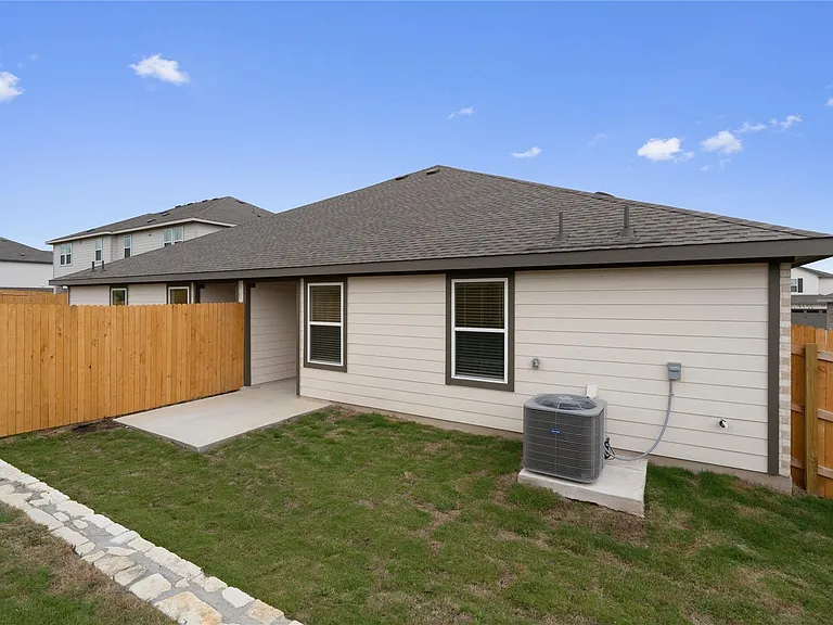 18609 Cremello Dr #B — Photo 25