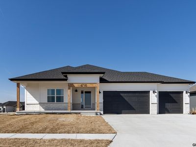 6710 S 207th Ave, Elkhorn, NE, 68022