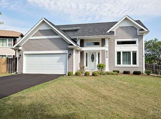 5170 Alder Ct, Gurnee, IL 60031
