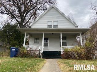 1126 Maple St, Mount Vernon, IL 62864