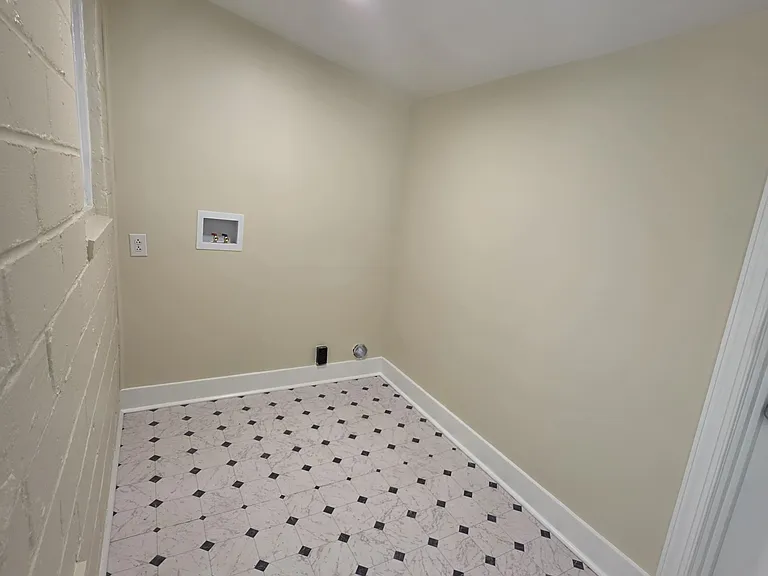 305 Lander St — Photo 17