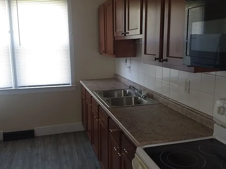 3303-3305 Iowa St. — Photo 3