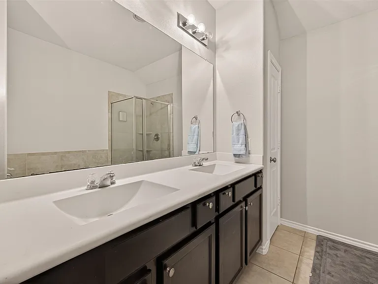 9115 Eldorado Glen Dr — Photo 38