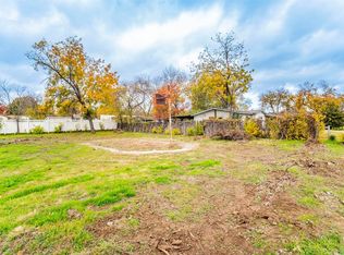 3205 Fincher Rd, Haltom City, TX 76117