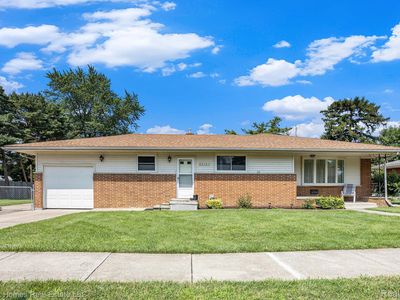 24701 Wood St, Saint Clair Shores, MI, 48080