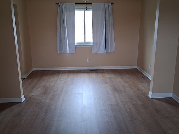5th image of 5500 S Arlington Ave