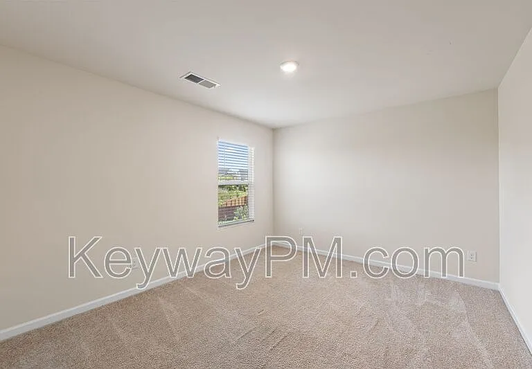 3262 Carmine Ave — Photo 18