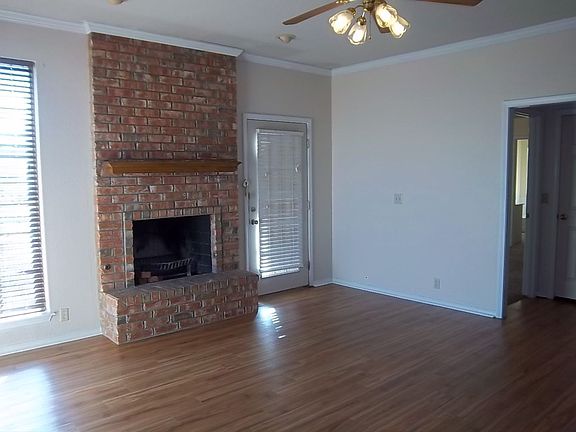 2nd image of 6702 Emerald Ct