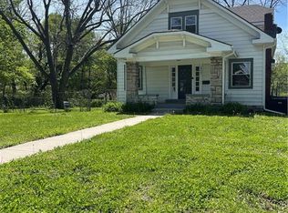 2217 E 73rd St, Kansas City, MO 64132