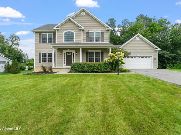 5 Ridgewood Drive, Mechanicville, NY 12118