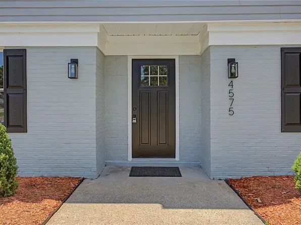 4575 Hialeah Dr, Virginia Beach, VA 23464