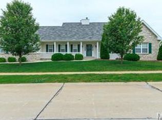 1305 Black Bear Dr, Wentzville, MO 63385