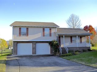 406 Danbury Ct, Maryville, TN 37804