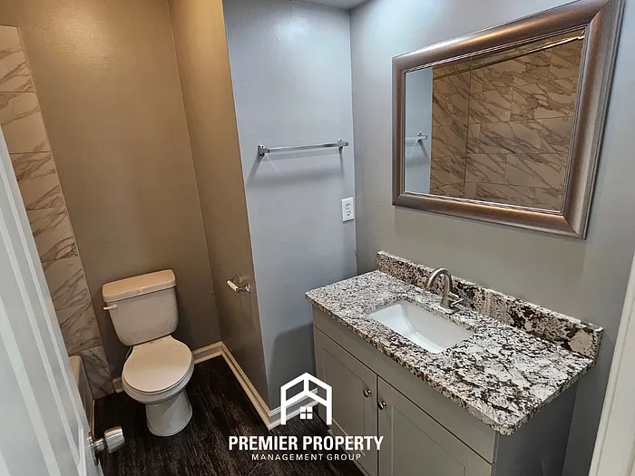 8131 Farmington Blvd — Photo 15