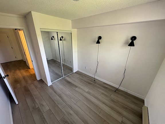 4th image of 316 Kingsdale Ave