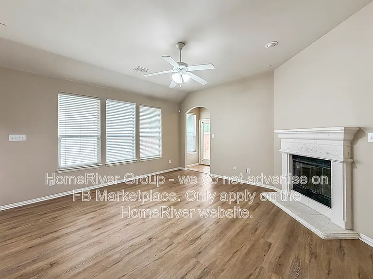 410 Marshall Way — Photo 6