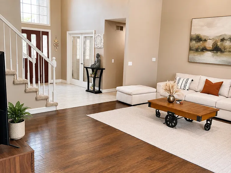 51460 Blue Spruce Dr — Photo 2