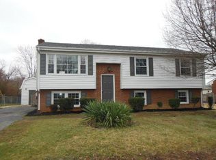 6355 Greenway Dr, Roanoke, VA