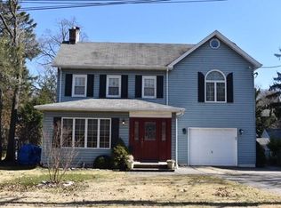 113 Woodvale Ave, Staten Island, NY 10309