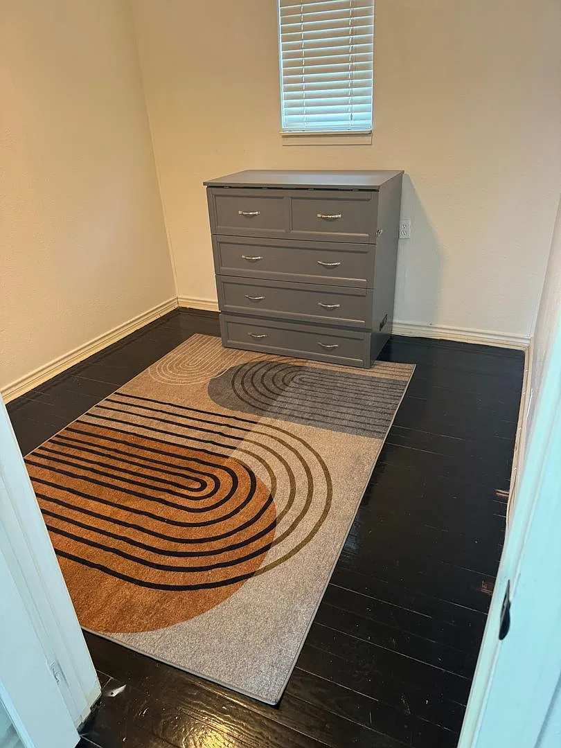 3203 Helms St. — Photo 3