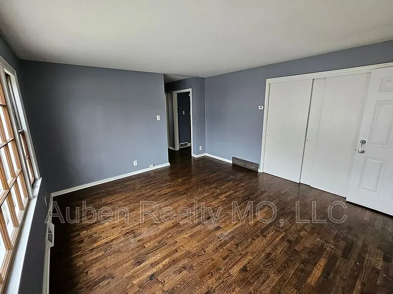 3823 Bell St #A — Photo 4