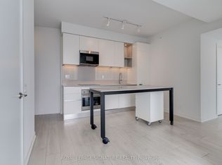 39 Mary St #2404, Barrie, ON L4N 1S9