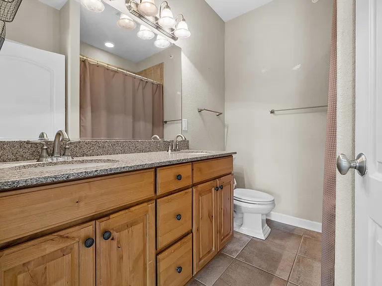 7937 Williamsburg Ct #201 — Photo 9