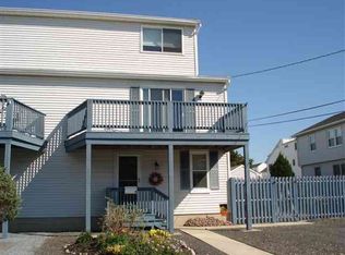 35 76th St W #B, Sea Isle City, NJ 08243