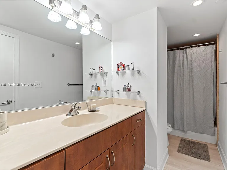 401 69th St #1509 — Photo 24