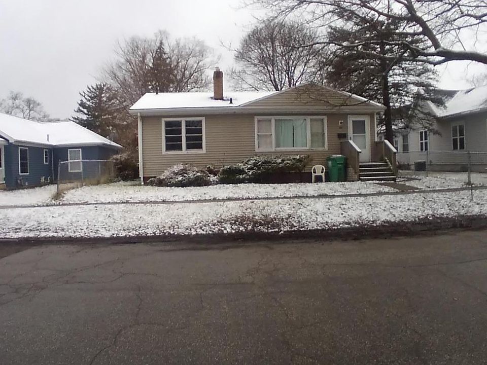 1st image of 824 Ogden Ave