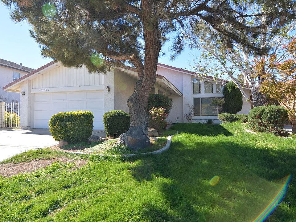 1st image of 13560 Chinquapin Dr