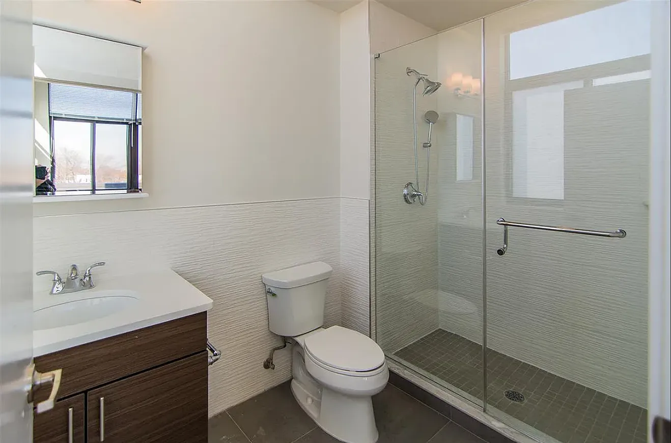 4 bed, 1450 sqft, $1,450 — Photo 4