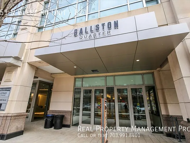 851 N Glebe Rd #821 — Photo 37