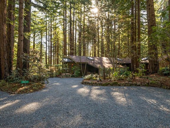 5th image of 2033 Joy Ridge Road