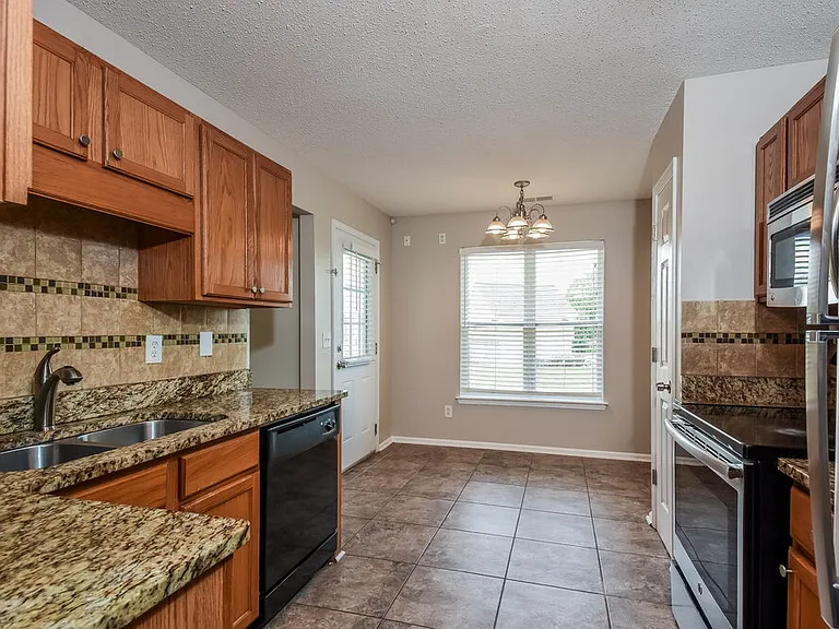 61 Lazy Water Dr — Photo 7