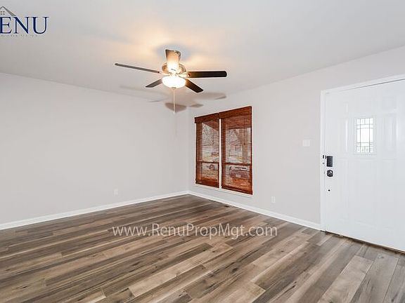 4th image of 912 Oriental Dr