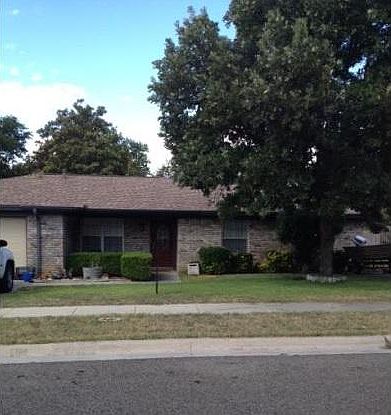 1st image of 427 Carothers St