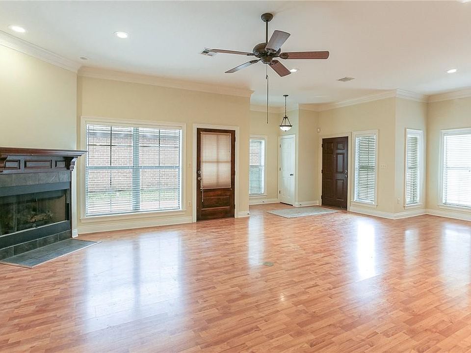 2807 S Locke Point Dr, Lake Charles, LA 70605 Zillow